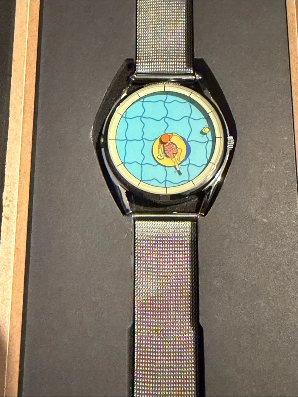 Blue Dial Mesh Strap Watch